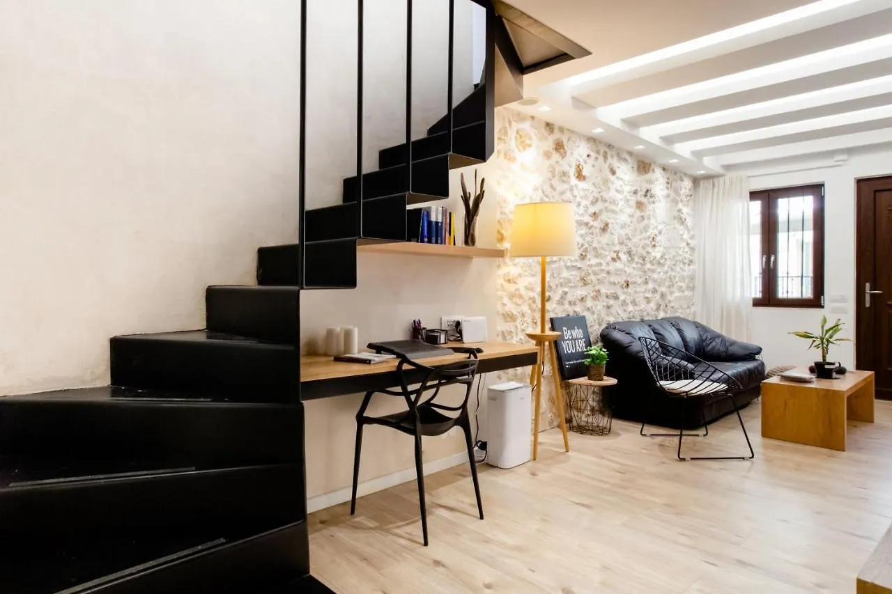 19Th Century Luxury Maisonette In The Center Ираклион Вилла