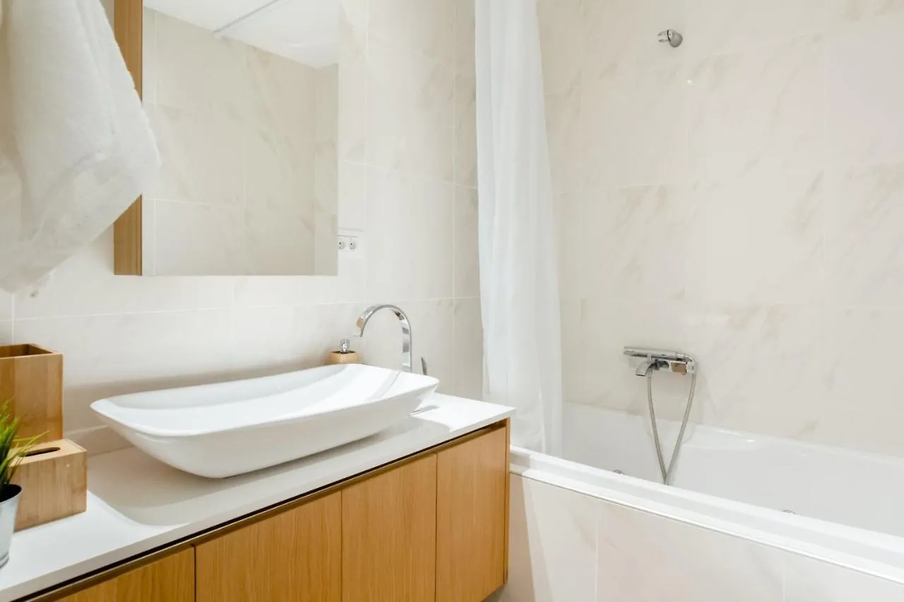 19Th Century Luxury Maisonette In The Center Ираклион 0*,