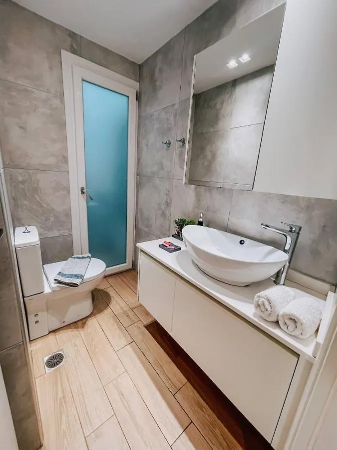 19Th Century Luxury Maisonette In The Center Ираклион